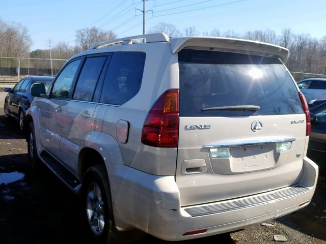 JTJBT20X430011755 - 2003 LEXUS GX 470 GOLD photo 3