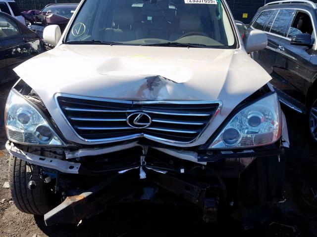 JTJBT20X430011755 - 2003 LEXUS GX 470 GOLD photo 9