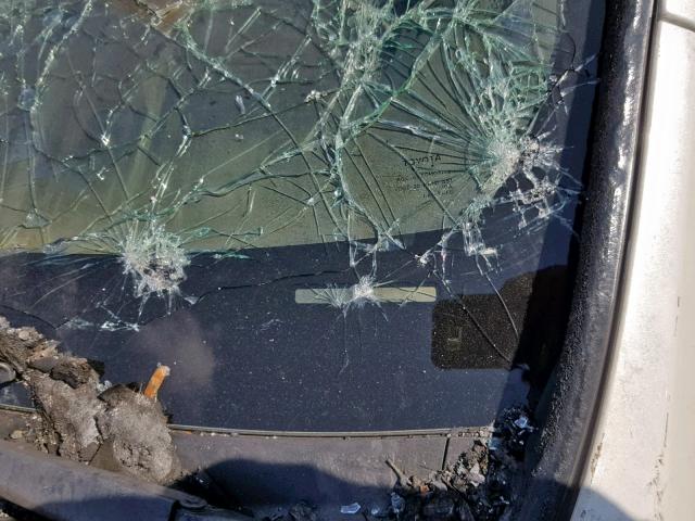 JTDKARFP0J3091172 - 2018 TOYOTA PRIUS PRIM 白色 照片 10