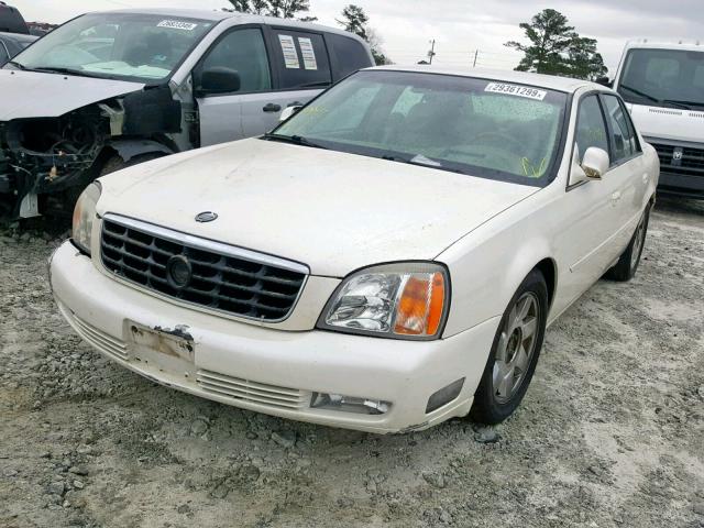 1G6KF5792YU274123 - 2000 CADILLAC DEVILLE DT WHITE photo 2