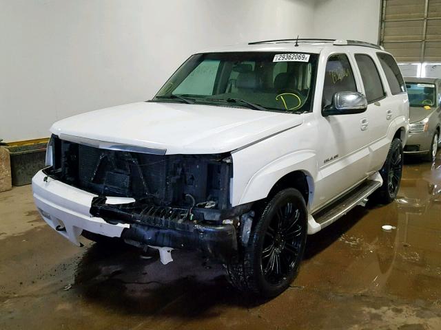 1GYEK63N52R120301 - 2002 CADILLAC ESCALADE L WHITE photo 2