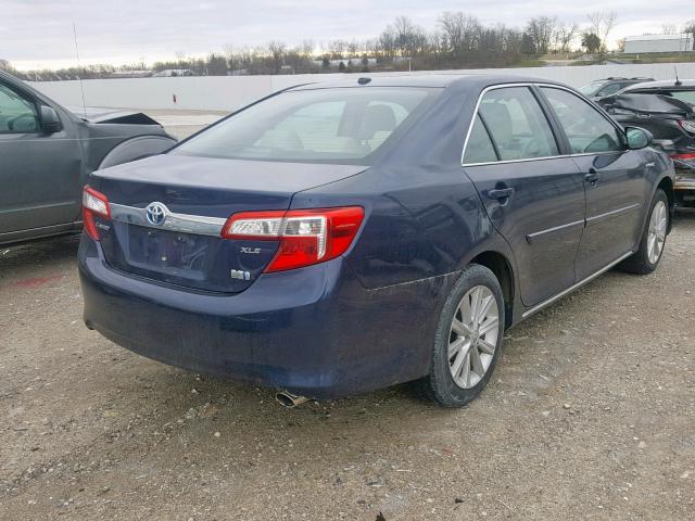 4T1BD1FK5EU130203 - 2014 TOYOTA CAMRY HYBR BLUE photo 4