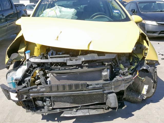 KNADM4A39G6535967 - 2016 KIA RIO LX YELLOW photo 9