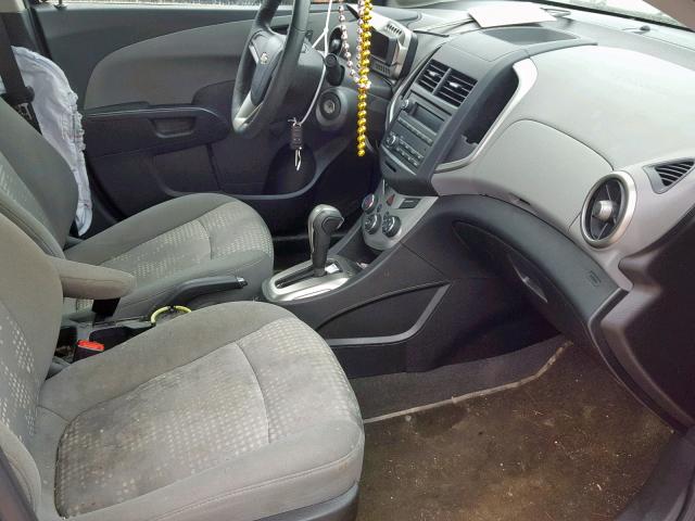 1G1JA5SH3G4119562 - 2016 CHEVROLET SONIC LS 灰色 照片 5