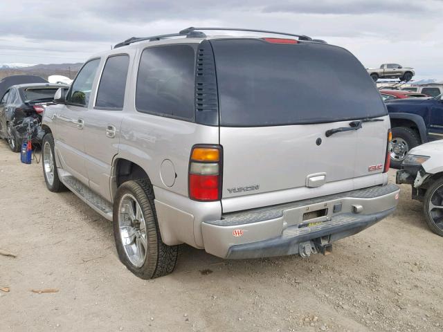 1GKEK63U25J160842 - 2005 GMC YUKON DENA SILVER photo 3