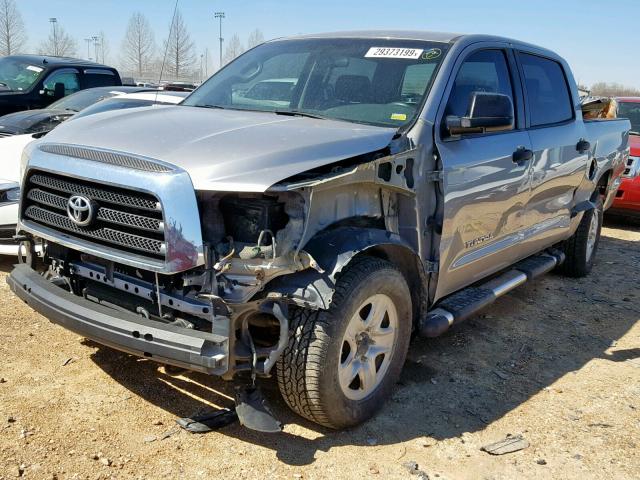 5TFDV541X8X047963 - 2008 TOYOTA TUNDRA CRE SILVER photo 9