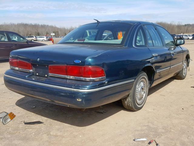 2FALP73W0VX117156 - 1997 FORD CROWN VICT BLUE photo 4