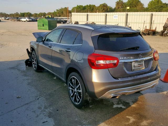 WDCTG4EB1HJ340669 - 2017 MERCEDES-BENZ GLA 250 GRAY photo 3