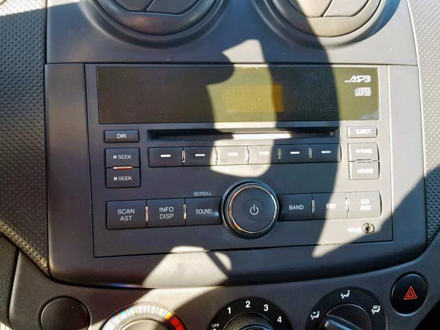 KL1TD56E69B623620 - 2009 CHEVROLET AVEO LS RED photo 9