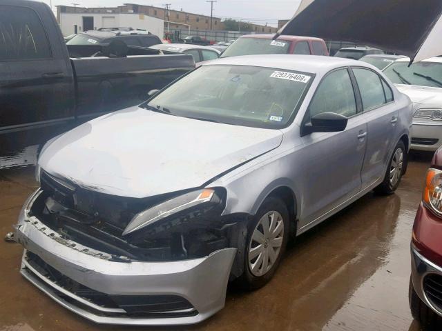 3VW2K7AJ3FM422348 - 2015 VOLKSWAGEN JETTA BASE SILVER photo 2
