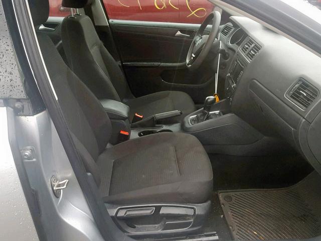 3VW2K7AJ3FM422348 - 2015 VOLKSWAGEN JETTA BASE SILVER photo 5