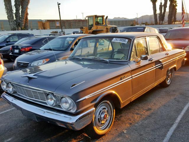 0000004K42T170271 - 1964 FORD FAIRLANE GRAY photo 2