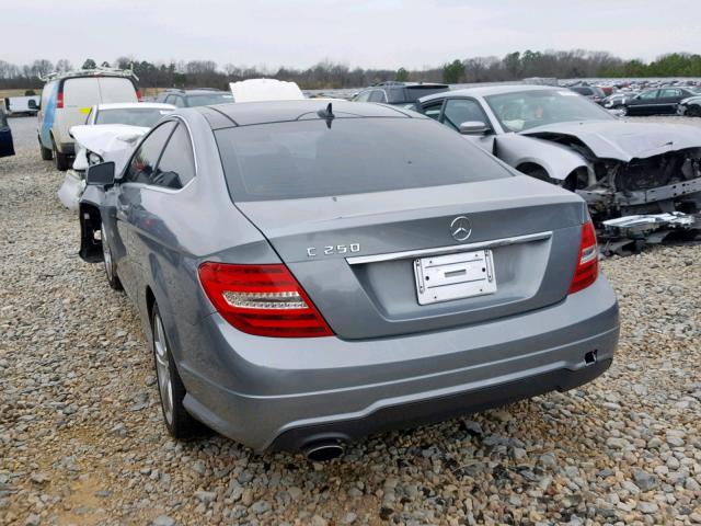 WDDGJ4HB2DF999142 - 2013 MERCEDES-BENZ C 250 GRAY photo 3