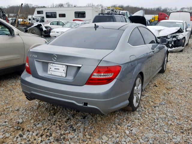 WDDGJ4HB2DF999142 - 2013 MERCEDES-BENZ C 250 GRAY photo 4