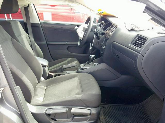 3VW2K7AJ8FM231007 - 2015 VOLKSWAGEN JETTA BASE CHARCOAL photo 5