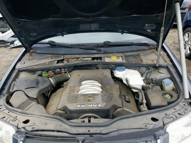 WVWRH63B04P103691 - 2004 VOLKSWAGEN PASSAT GLX 蓝色 照片 7