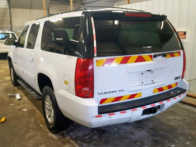 1GKS2KE77DR177705 - 2013 GMC YUKON XL K WHITE photo 3