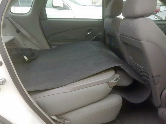 1G1ZT68NX7F245132 - 2007 CHEVROLET MALIBU MAX WHITE photo 6