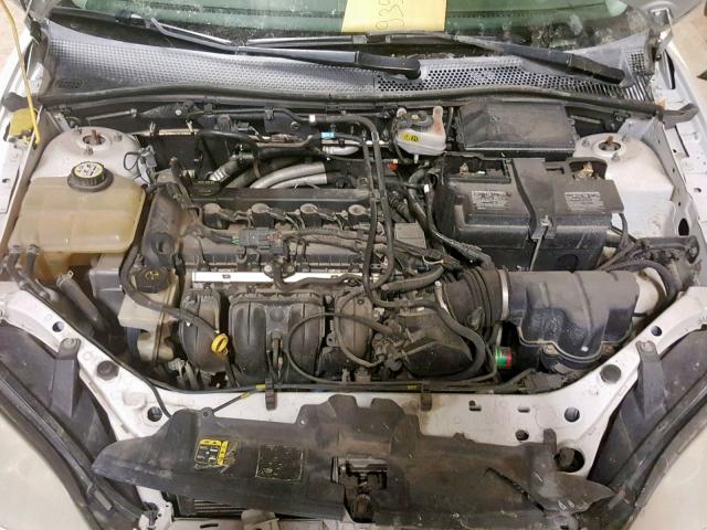 1FAFP34N27W159404 - 2007 FORD FOCUS ZX4 WHITE photo 7