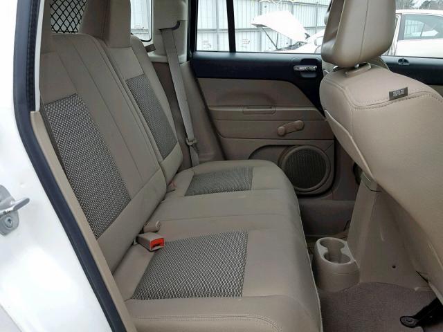 1J8FT47AX9D189391 - 2009 JEEP COMPASS SP თეთრი ფოტო 6