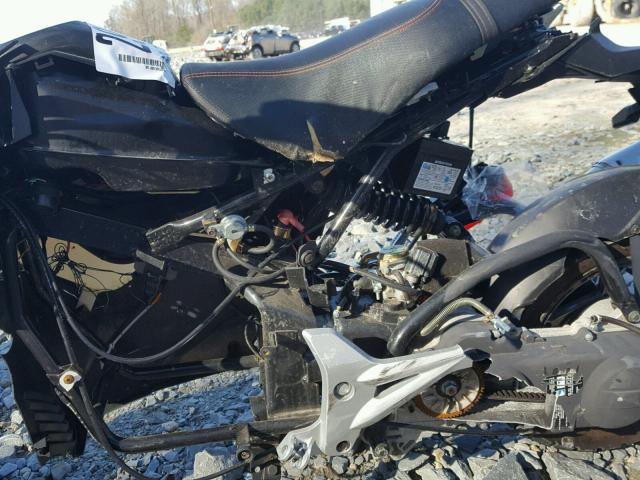 L37MMGFV1HZ050891 - 2017 DAIX SCOOTER შავი ფოტო 7