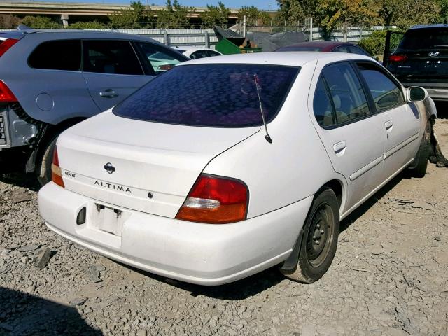 1N4DL01DXXC249981 - 1999 NISSAN ALTIMA XE WHITE photo 4