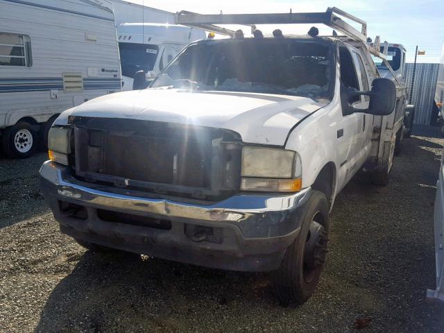 1FDAW56F72ED29095 - 2002 FORD F550 SUPER WHITE photo 2