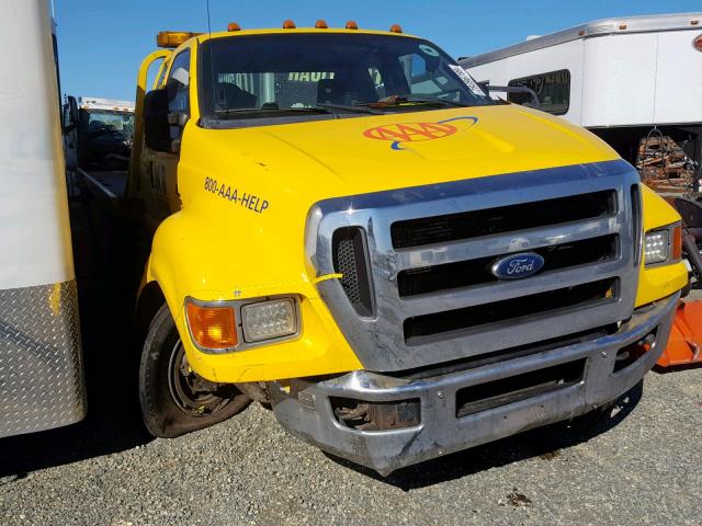 3FRWX6FC9BV367390 - 2011 FORD F650 SUPER YELLOW photo 1