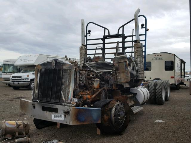 3WKDD40X74F065530 - 2004 KENWORTH CONSTRUCTI BURN photo 2