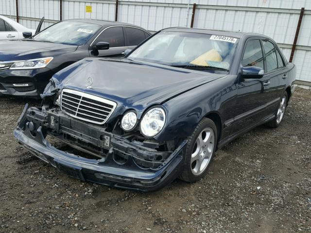 WDBJF70J31B318963 - 2001 MERCEDES-BENZ E 430 BLUE photo 2