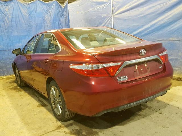 4T1BF1FK5GU606995 - 2016 TOYOTA CAMRY LE RED photo 3