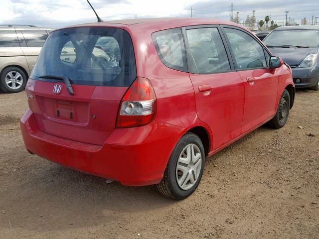 JHMGD37407S015253 - 2007 HONDA FIT RED photo 4