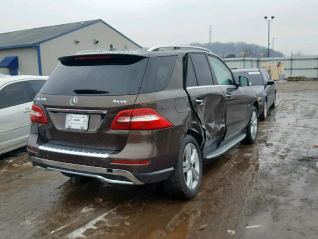 4JGDA5HB9CA093581 - 2012 MERCEDES-BENZ ML 350 4MA BROWN photo 4