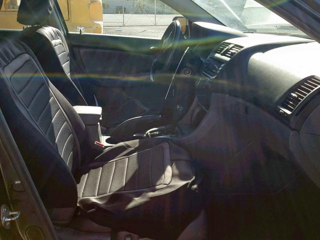 1HGCM66584A040125 - 2004 HONDA ACCORD EX GRAY photo 5