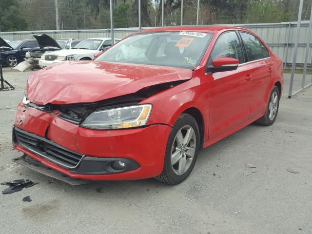 3VW3L7AJXCM362713 - 2012 VOLKSWAGEN JETTA TDI RED photo 2