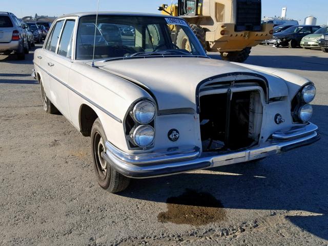 10801212033832 - 1967 MERCEDES-BENZ 250 WHITE photo 1