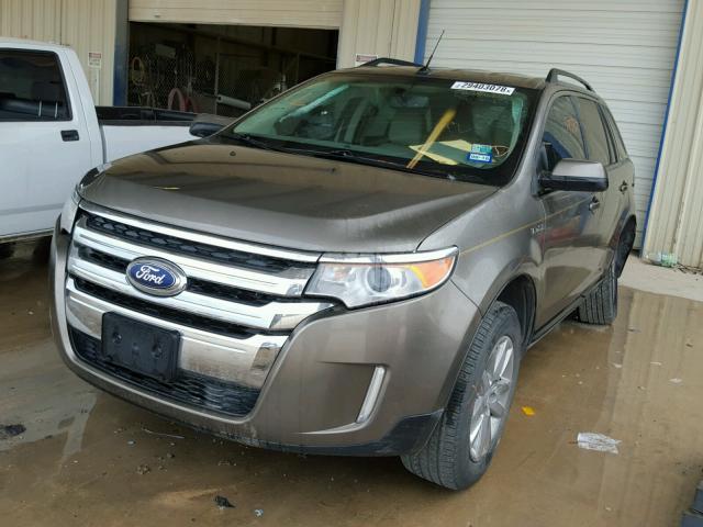 2FMDK3JC8DBB44305 - 2013 FORD EDGE SEL GRAY photo 2