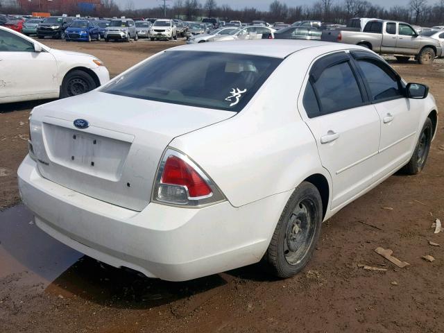 3FAFP06ZX6R113383 - 2006 FORD FUSION S WHITE photo 4