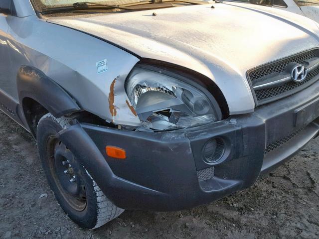 KM8JM12D45U240758 - 2005 HYUNDAI TUCSON GL SILVER photo 9