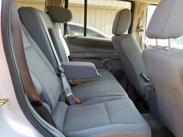 1J8HH48K86C289363 - 2006 JEEP COMMANDER SILVER photo 6