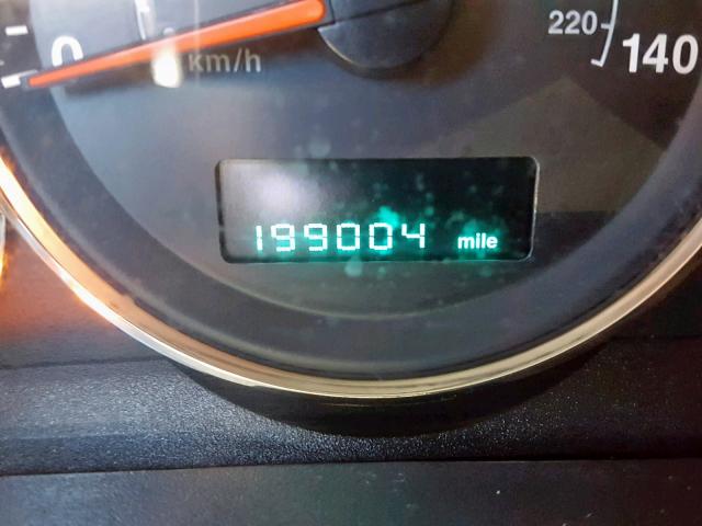 1J8HH48K86C289363 - 2006 JEEP COMMANDER SILVER photo 8