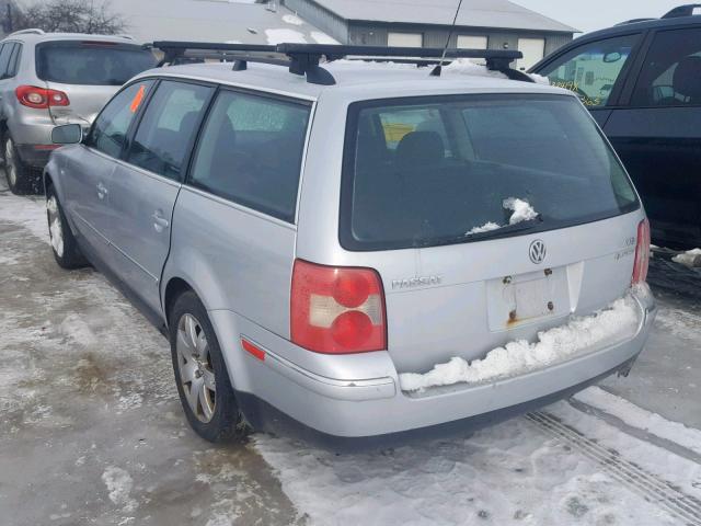 WVWYH63B91E241586 - 2001 VOLKSWAGEN PASSAT GLX 银色 照片 3