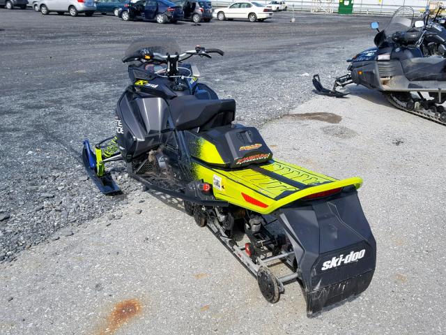 2BPSUWHK7HV000060 - 2017 SKI DOO RENEGADE GREEN photo 3