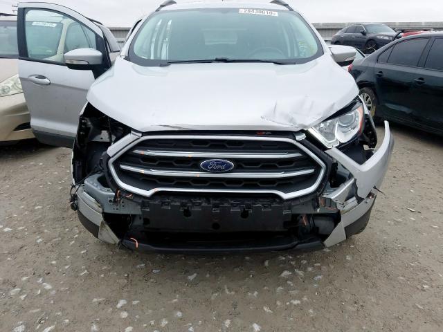 MAJ3P1TE4JC234427 - 2018 FORD ECOSPORT SE  photo 9