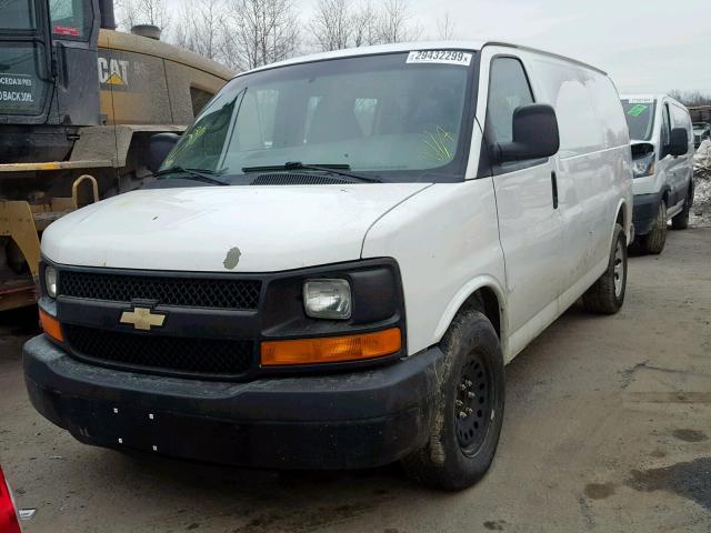 1GCSGAFX6C1159151 - 2012 CHEVROLET EXPRESS G1 WHITE photo 2