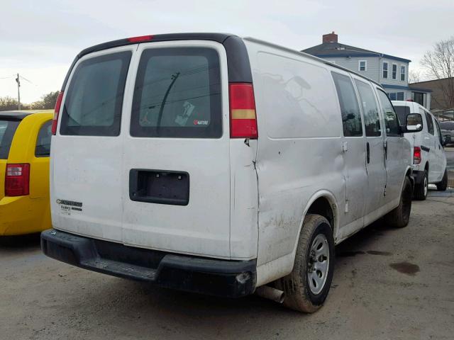 1GCSGAFX6C1159151 - 2012 CHEVROLET EXPRESS G1 WHITE photo 4