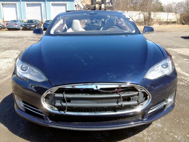 5YJSA1H17EFP42283 - 2014 TESLA MODEL S BLUE photo 3