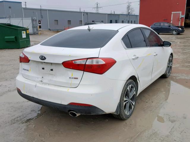 KNAFX4A85E5055911 - 2014 KIA FORTE EX WHITE photo 4