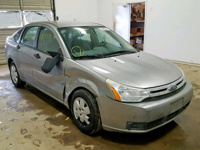 1FAHP34N28W239229 - 2008 FORD FOCUS S/SE GRAY photo 1