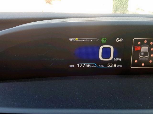JTDKARFP9H3038335 - 2017 TOYOTA PRIUS PRIM 灰色 照片 8
